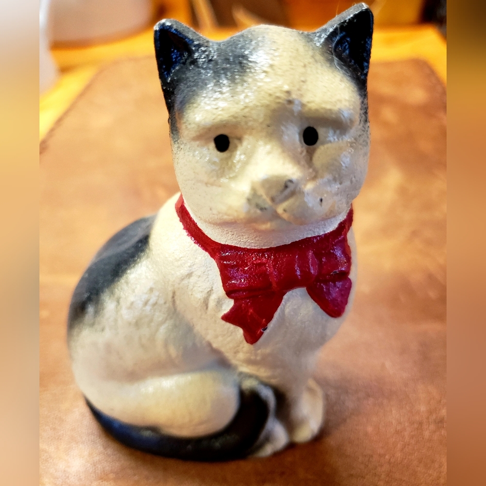 Cast iron cat bank